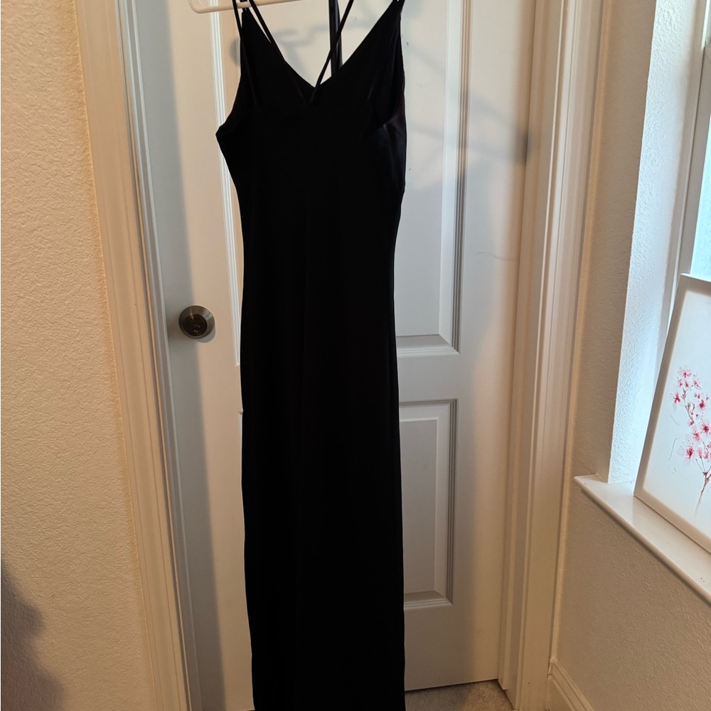 Alyn Paige Elegant Black Strappy Maxi Dress